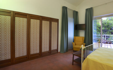 Interno quadrupla mare Villa Serena B&B